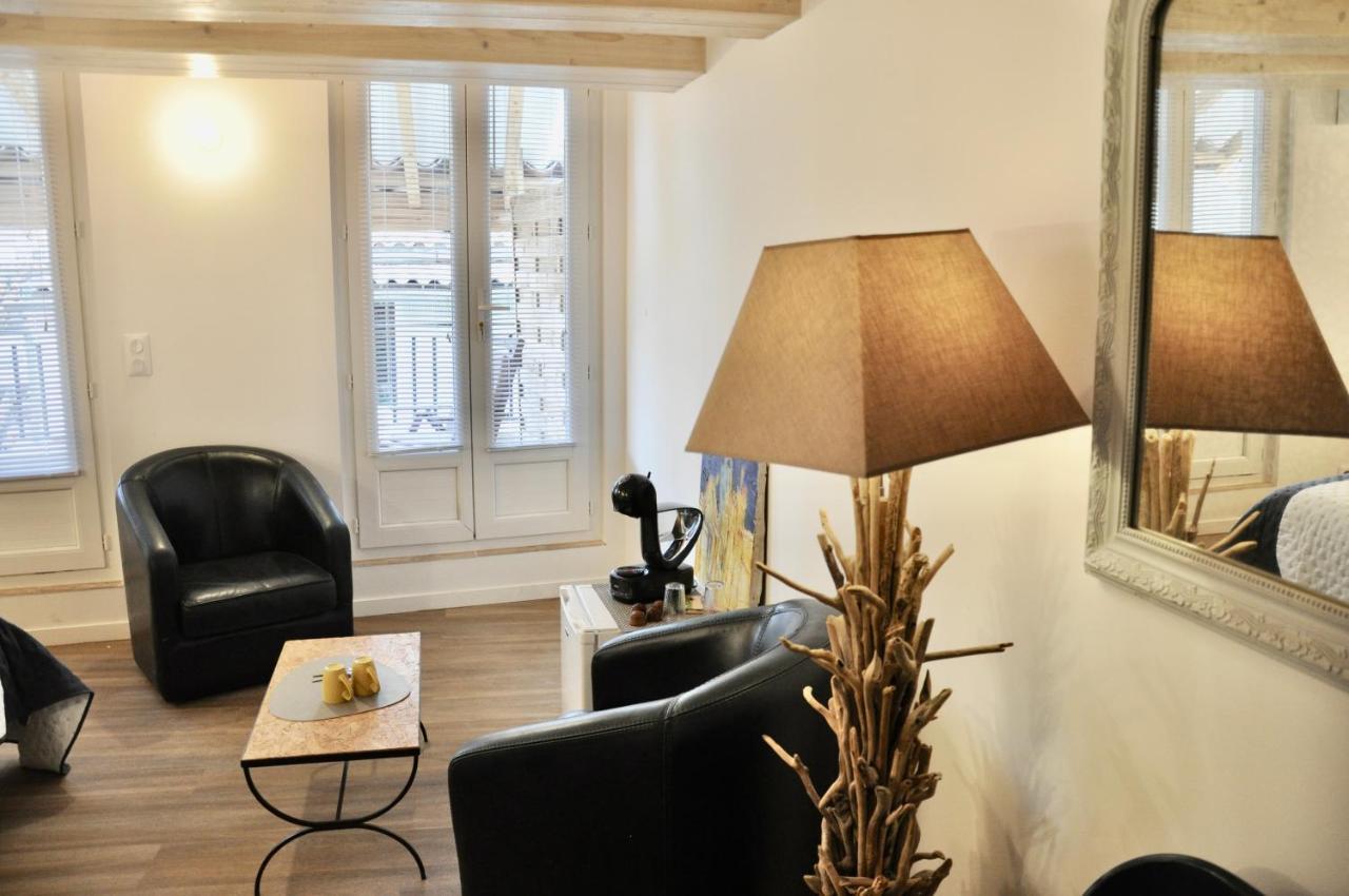 Les Chambres Tropeziennes ซานารี-ซูร์-แมร์ ภายนอก รูปภาพ