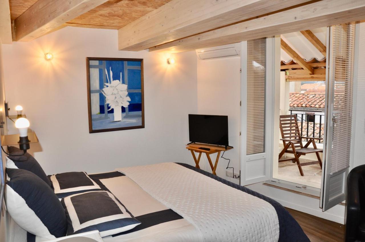 Les Chambres Tropeziennes ซานารี-ซูร์-แมร์ ภายนอก รูปภาพ